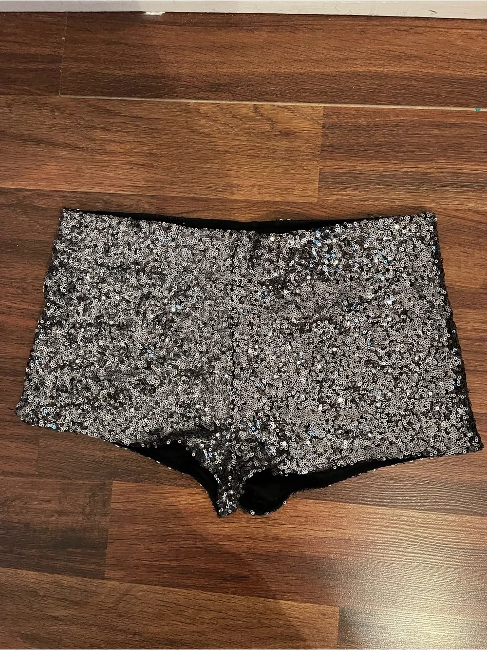 Alythea Silver Sequin Shorts . Size Small